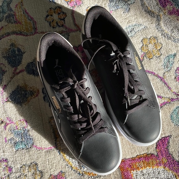 Pumas - Picture 2 of 7